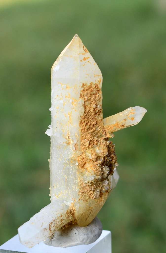 Quartz from Alchuri, Shigar Valley, Shigar District, Gilgit-Baltistan, Pakistan - image 6