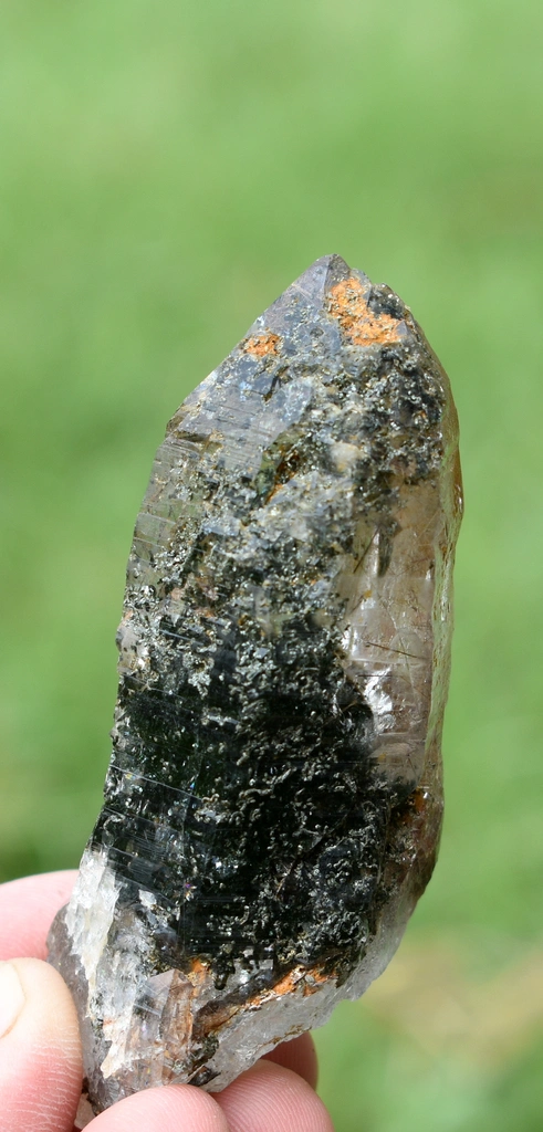 Quartz from Arondu, Basha Valley, Shigar District, Gilgit-Baltistan, Pakistan - image 7