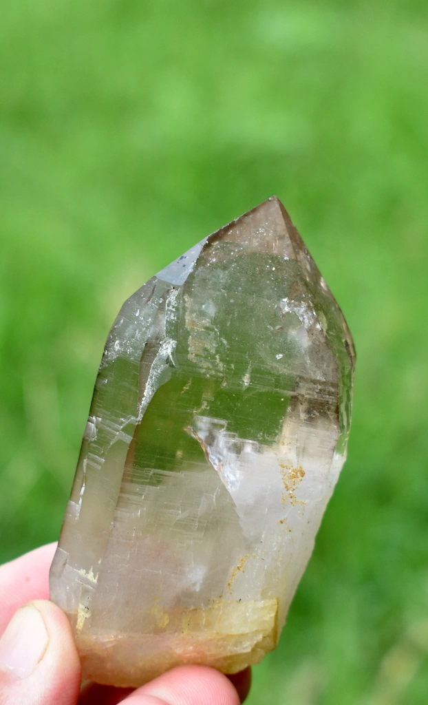 Quartz from Chhappu, Braldu Valley, Shigar District, Gilgit-Baltistan, Pakistan - image 6