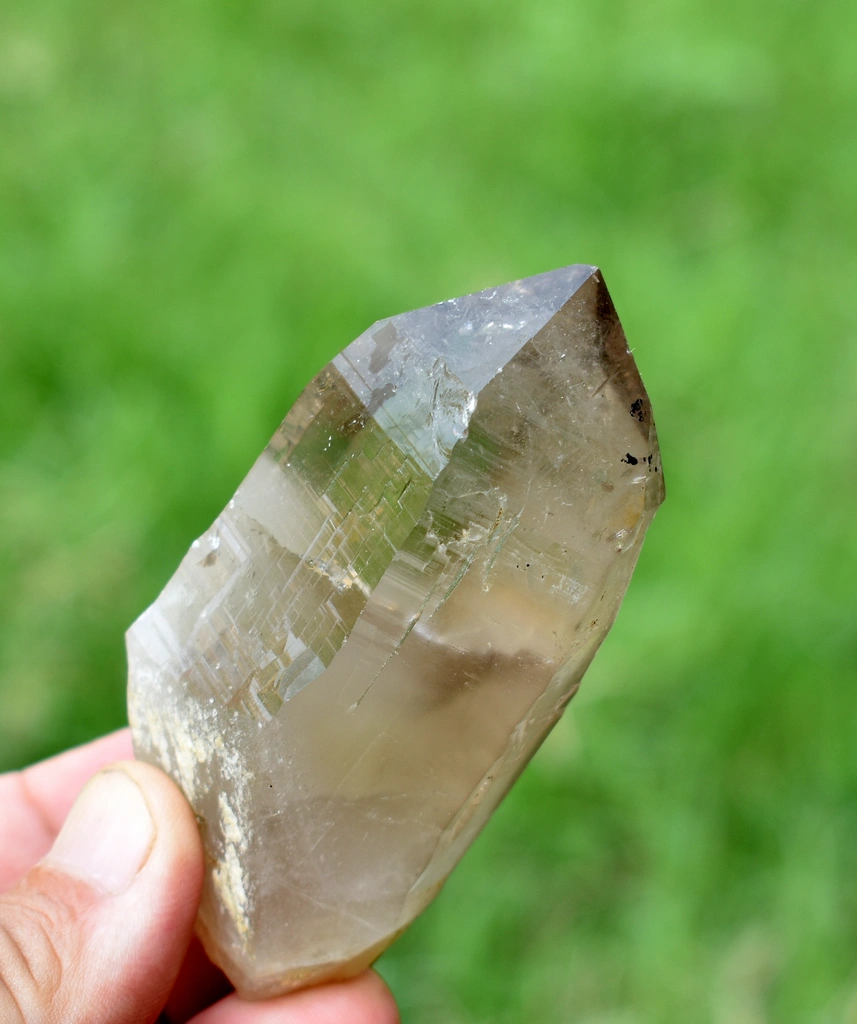 Quartz from Chhappu, Braldu Valley, Shigar District, Gilgit-Baltistan, Pakistan - image 5