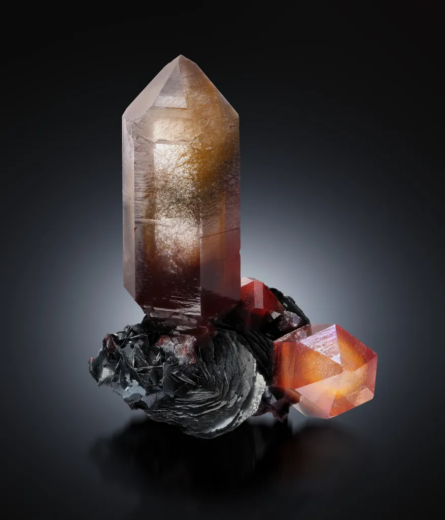 Quartz from China, Guangdong image