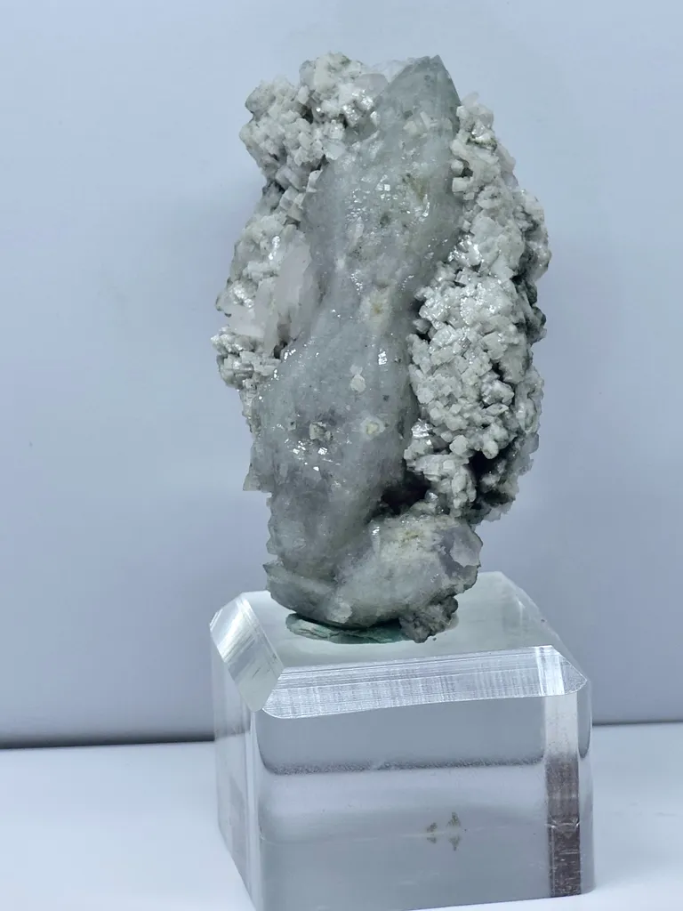 Quartz from China, Inner Mongolia, Huanggang Mine image