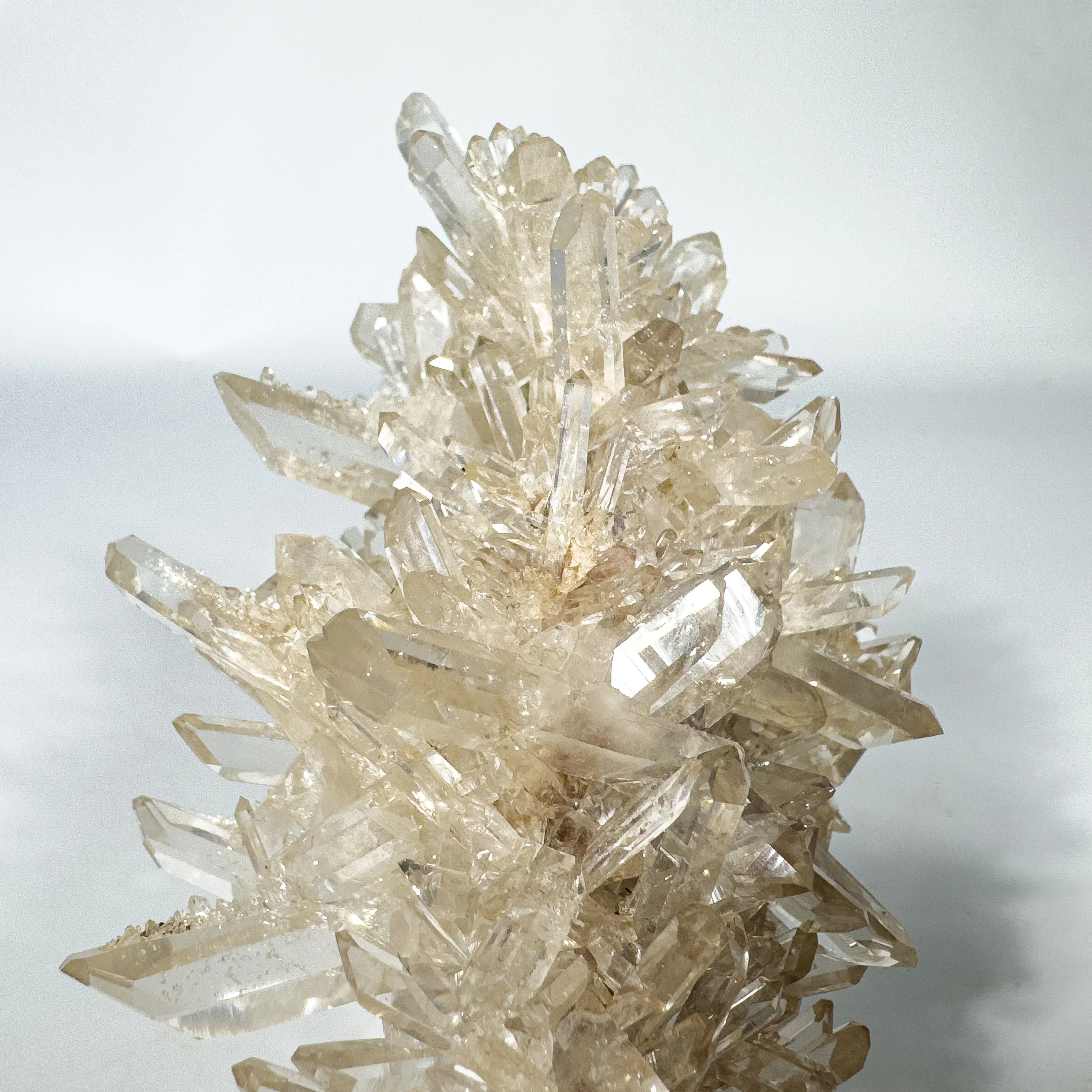 Quartz from France, Auvergne-Rhône-Alpes, La Gardette Mine - image 4