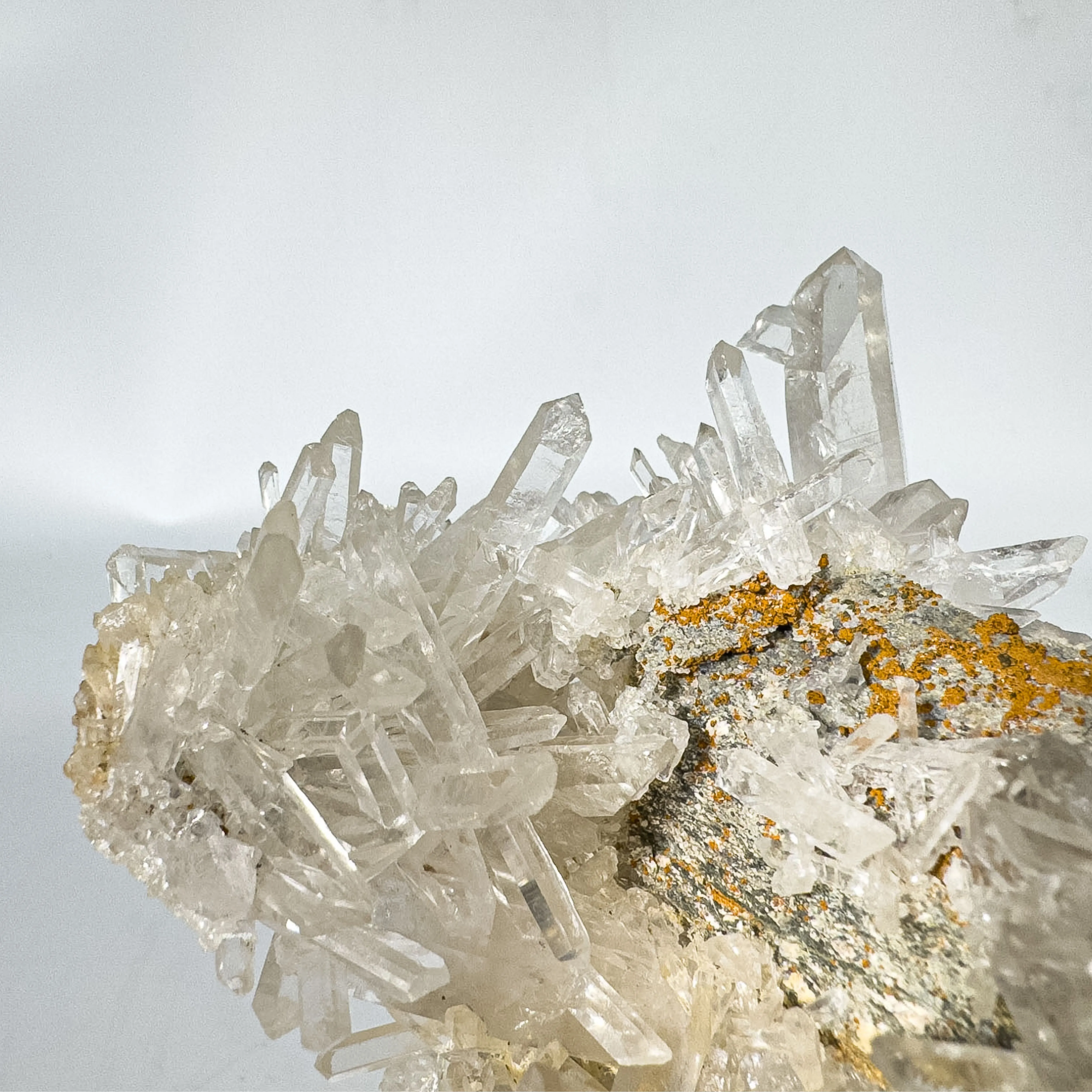 Quartz from France, Auvergne-Rhône-Alpes, La Gardette Mine - image 2