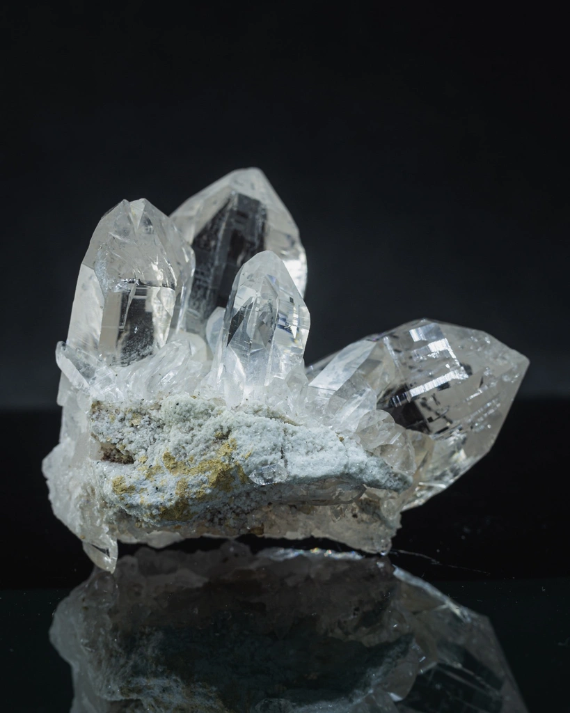 Quartz from Ganesh Himal, Dhading District, P3 Bagmati Pradesh, Nepal image