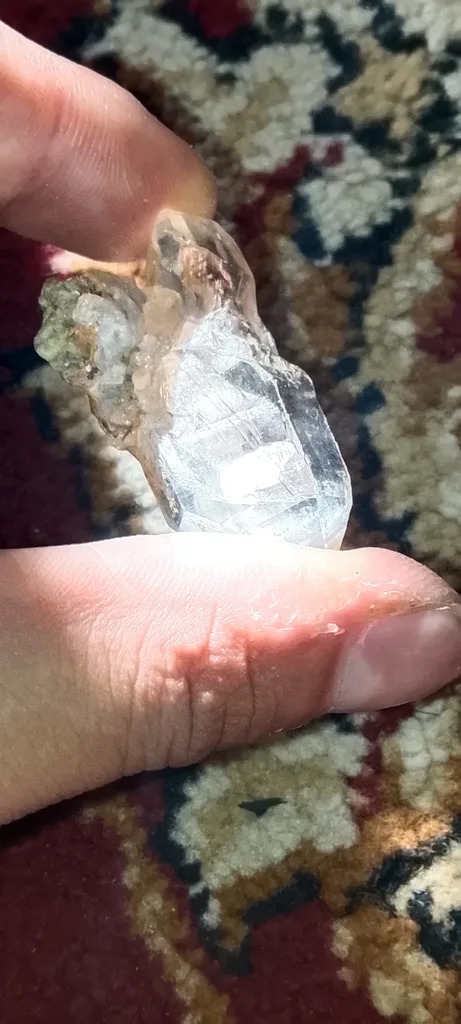 Quartz from Gilgit, Gilgit District, Gilgit-Baltistan, Pakistan - image 7