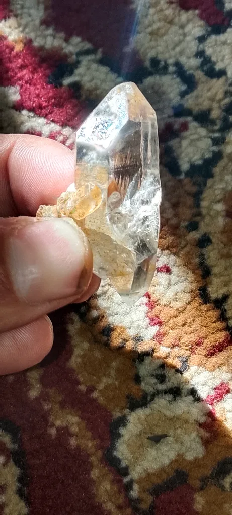 Quartz from Gilgit, Gilgit District, Gilgit-Baltistan, Pakistan - image 3