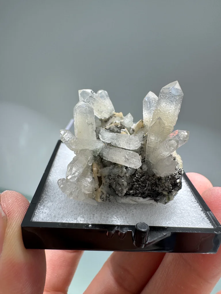 Quartz from Huanggang Mine, Inner Mongolia, China image