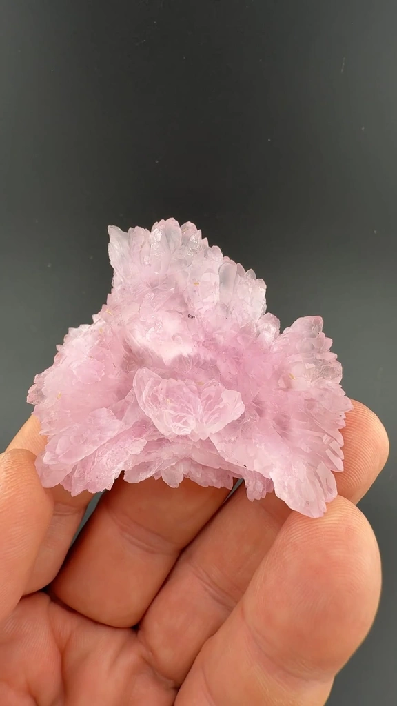 Quartz from Ilha claim, Taquaral, Itinga, Minas Gerais, Brazil - image 2