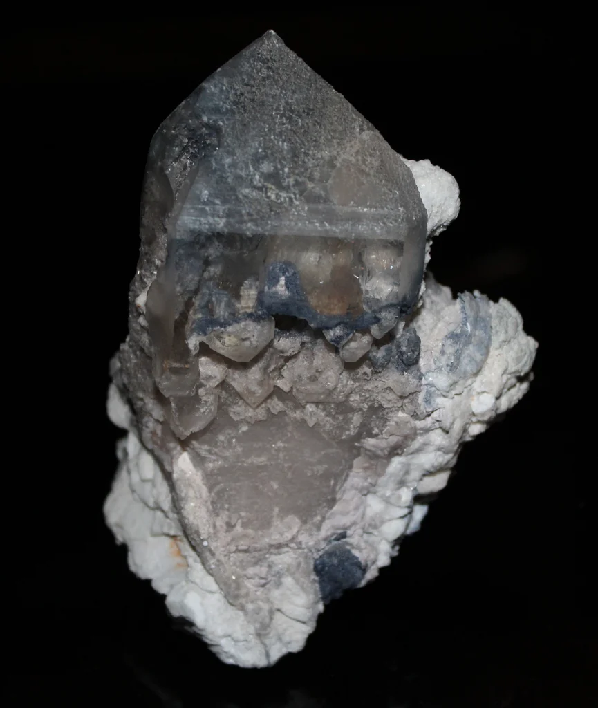 Quartz from Katerina Mine, Hiriart Mountain, Pala Mining District, San Diego County, California, USA image