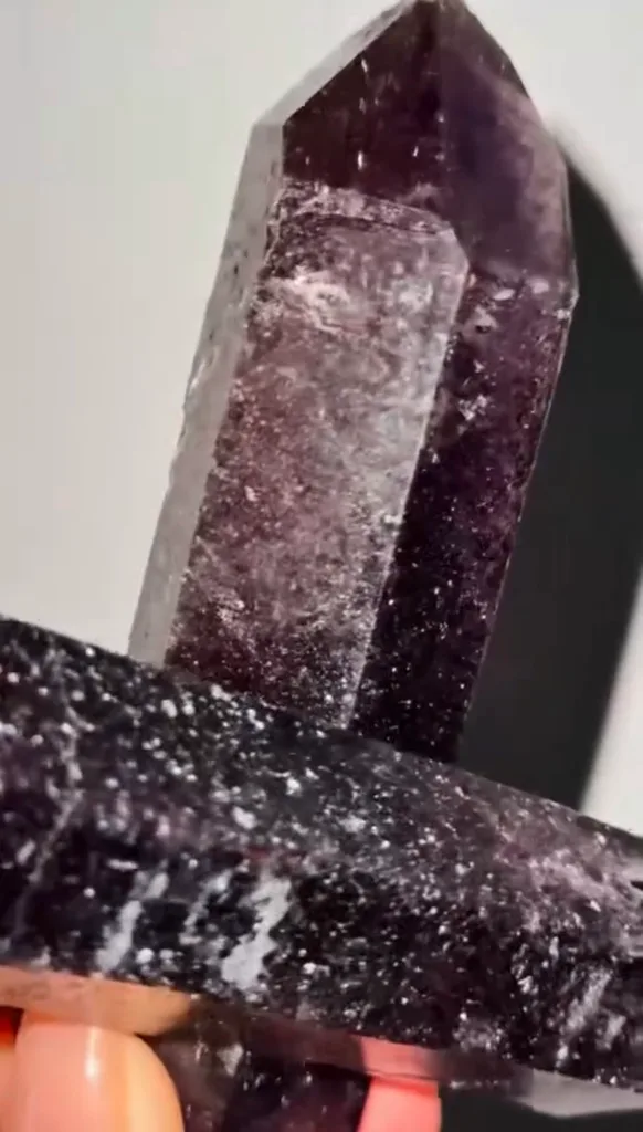 Quartz from Madagascar - image 3