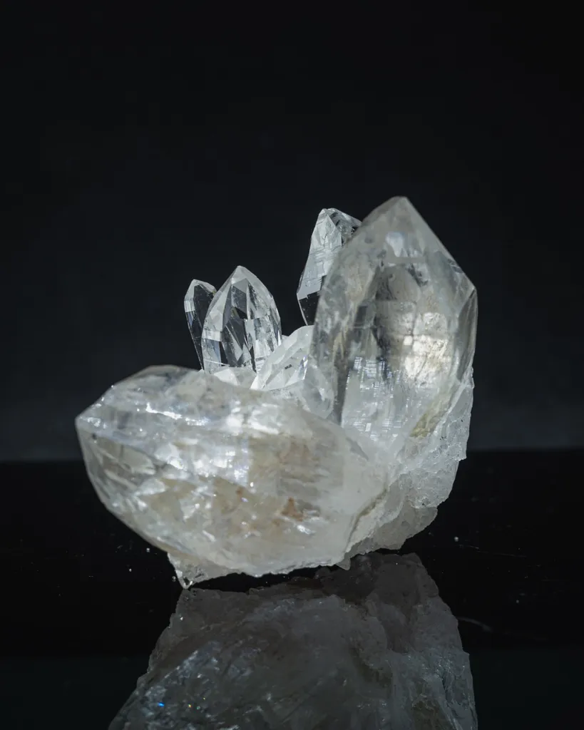 Quartz from Nepal, P3 Bagmati Pradesh, Dhading District, Ganesh Himal - image 2