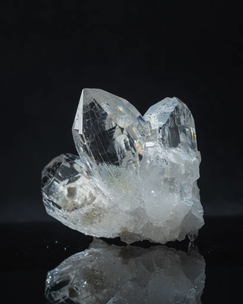 Quartz from Nepal, P3 Bagmati Pradesh, Dhading District, Ganesh Himal - image 4