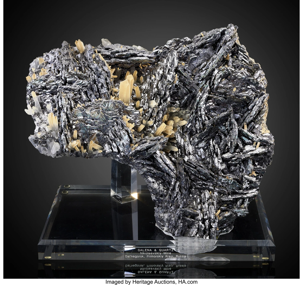 Quartz from Nikolaevskiy Mine, Dalnegorsk, Dalnegorsk Urban District, Primorsky Krai, Russia image