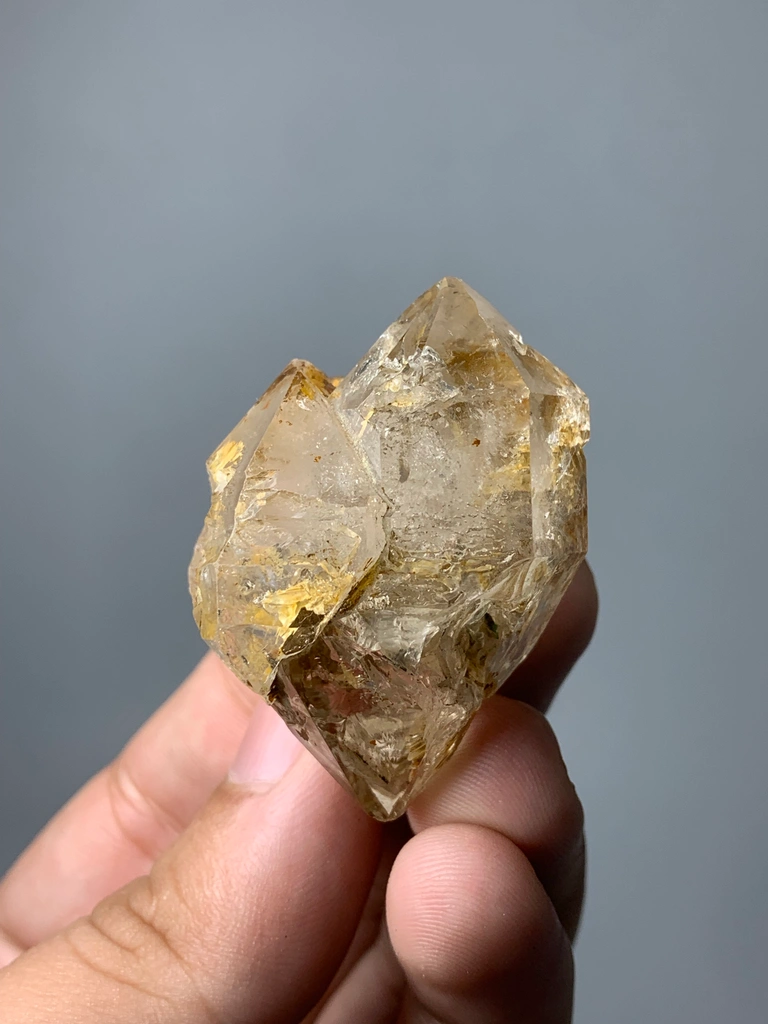 Quartz from Pakistan image