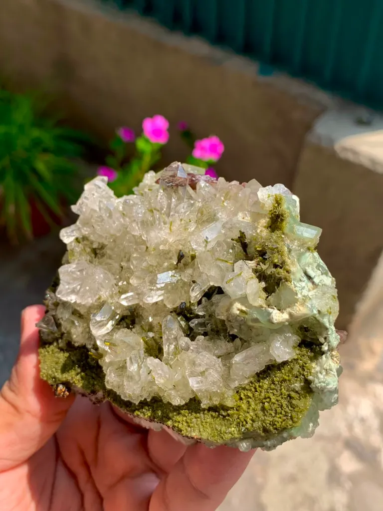 Quartz from Pakistan - image 3