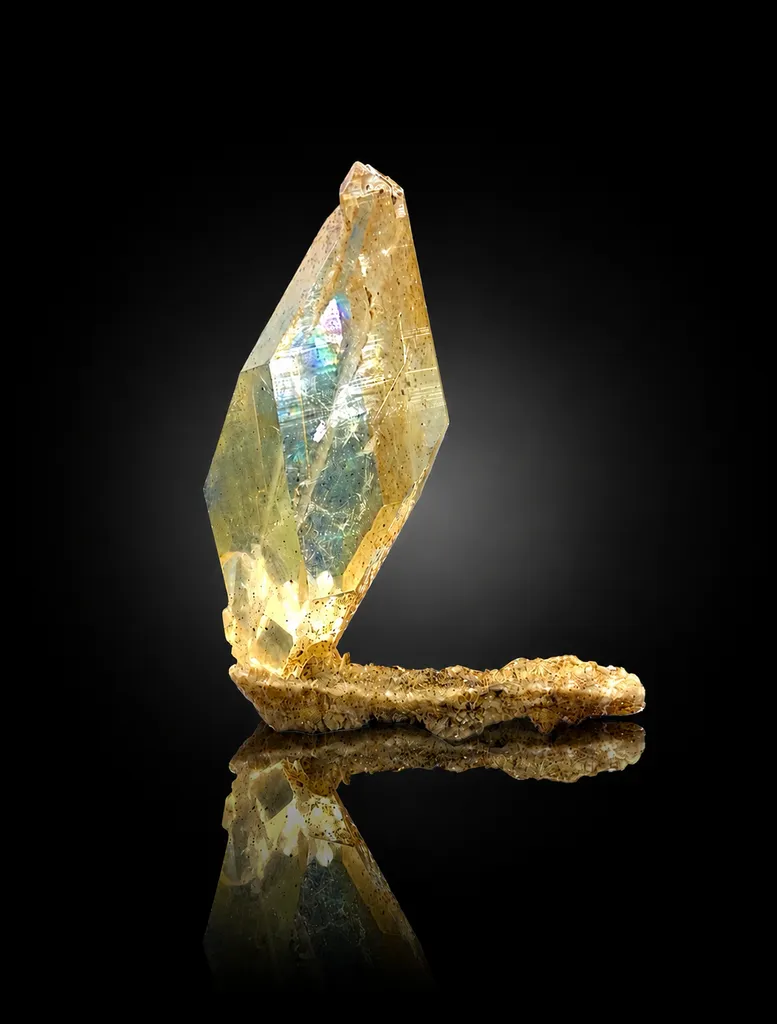Quartz from Pakistan image
