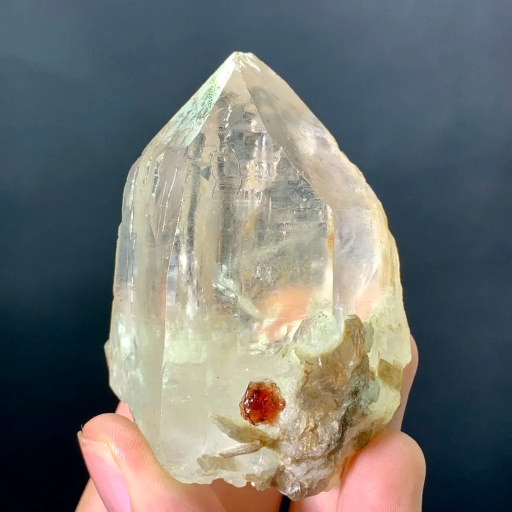 Quartz from Pakistan image