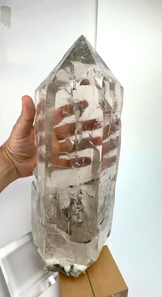 Quartz from Pakistan image