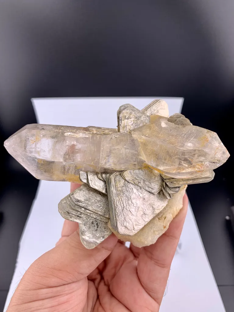 Quartz from Pakistan - image 6