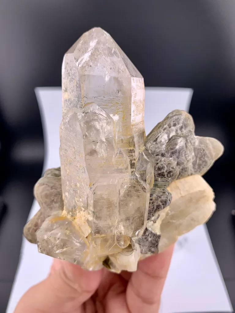 Quartz from Pakistan - image 7