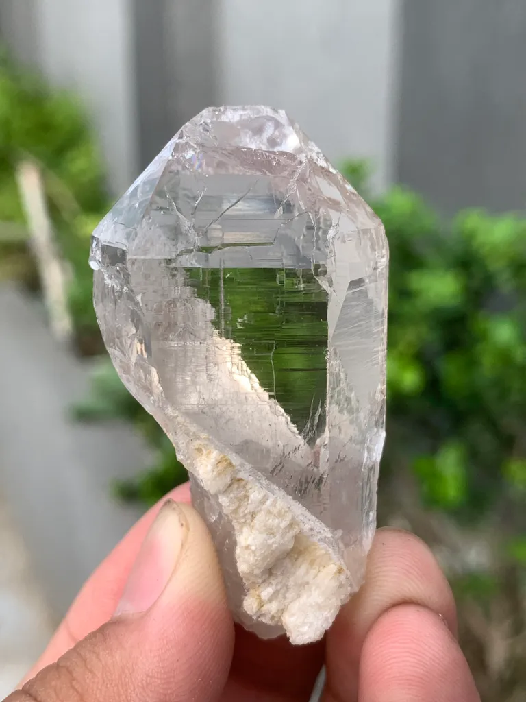 Quartz from Pakistan image