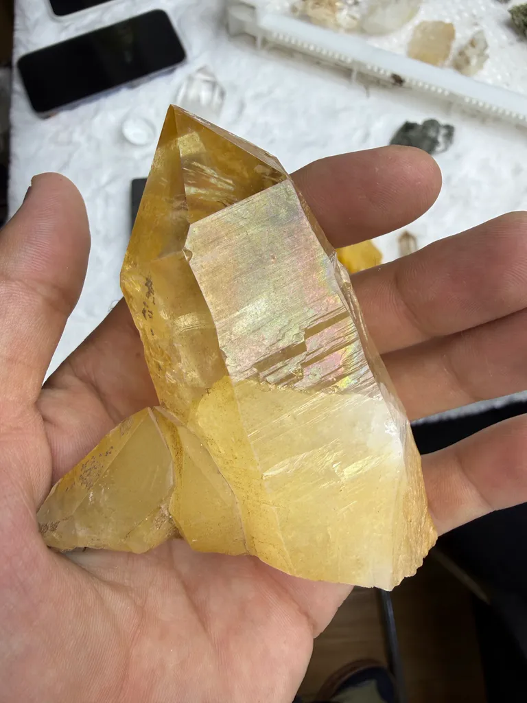 Quartz from Pakistan, Gilgit-Baltistan, Gilgit District, Gilgit image
