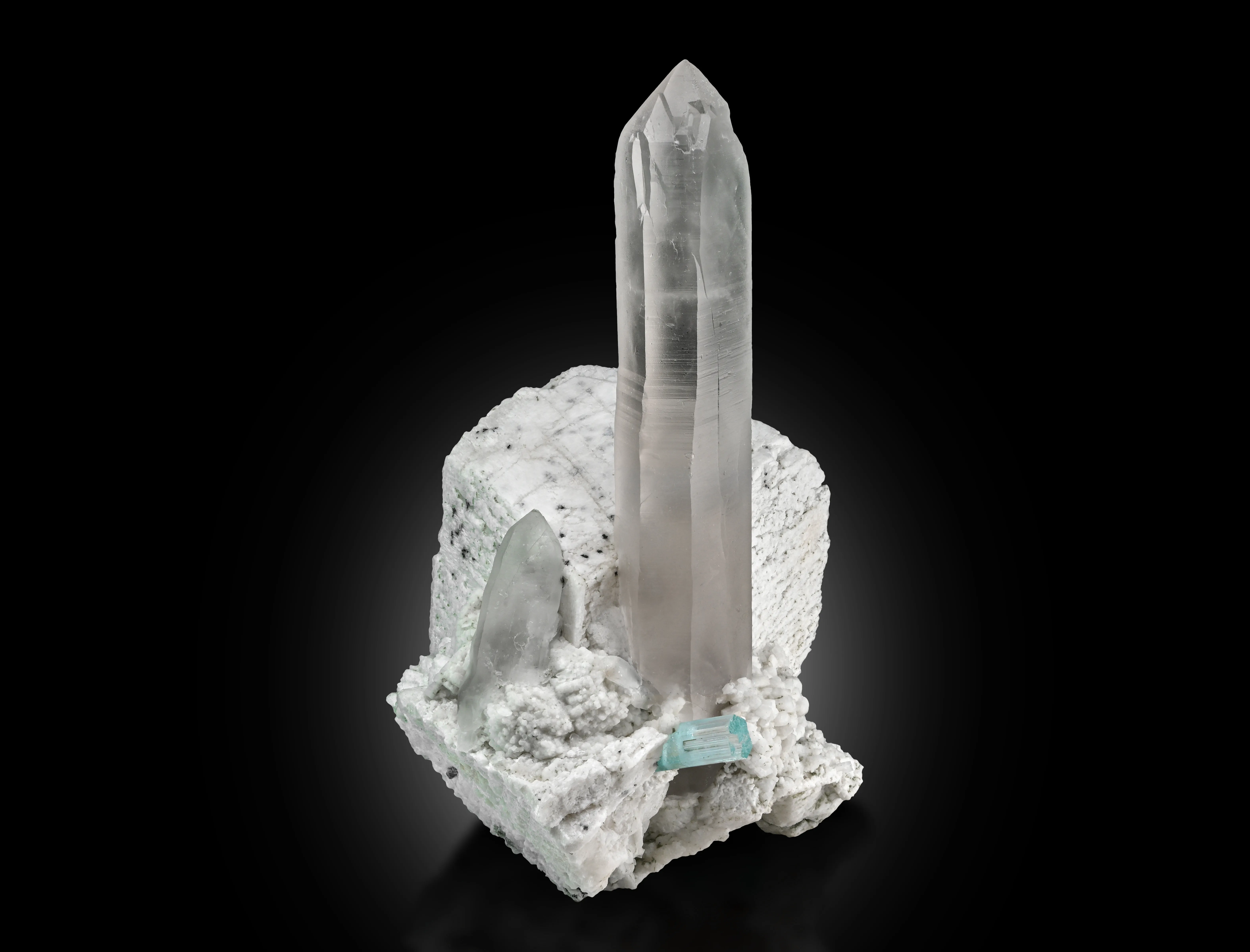 Quartz from Pakistan, Gilgit-Baltistan, Nagar District - image 1