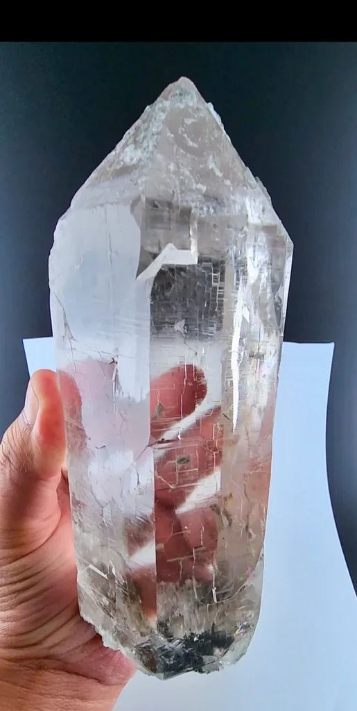 Quartz from Pakistan, Gilgit-Baltistan, Roundu District, Haramosh Mts., Tormiq Valley - image 4
