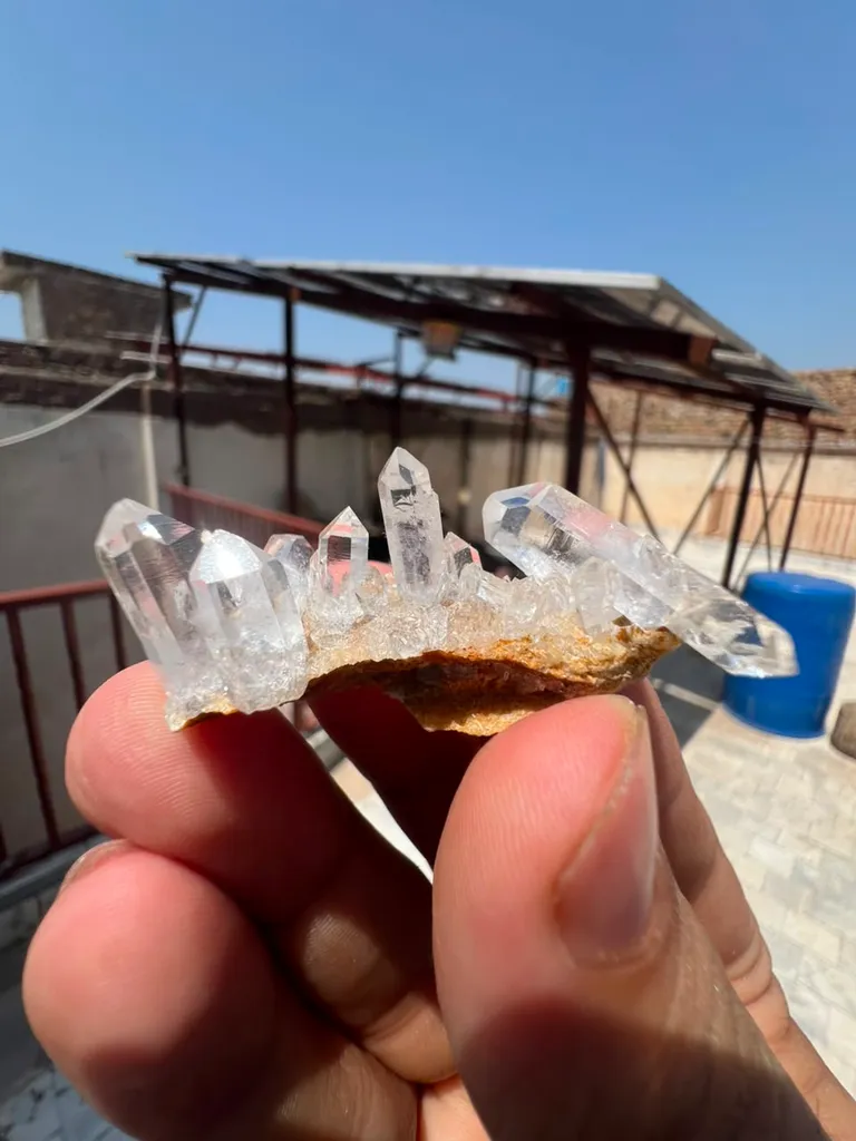 Quartz from Pakistan, Gilgit-Baltistan, Skardu District - image 5