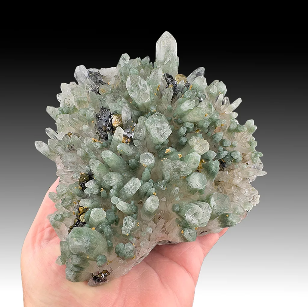 Quartz from Septemvri Mine, Smolyan Province, Bulgaria - image 1