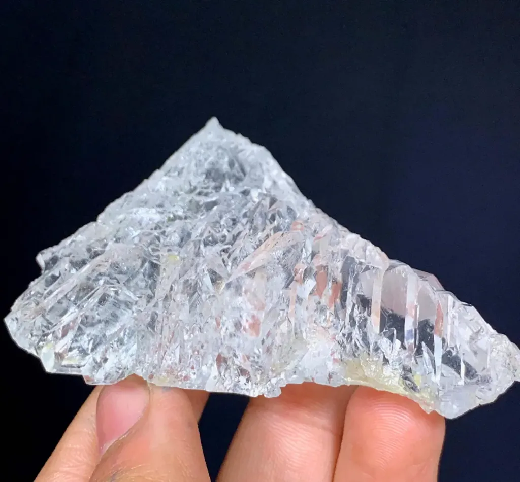 Quartz from Shigar Valley, Skardu District, Gilgit-Baltistan, Pakistan - image 5