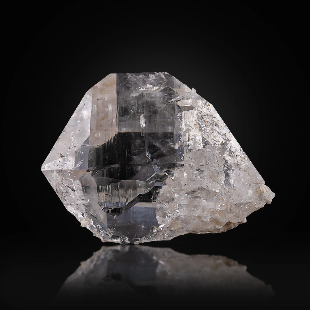 Quartz from Skardu District, Gilgit-Baltistan, Pakistan image