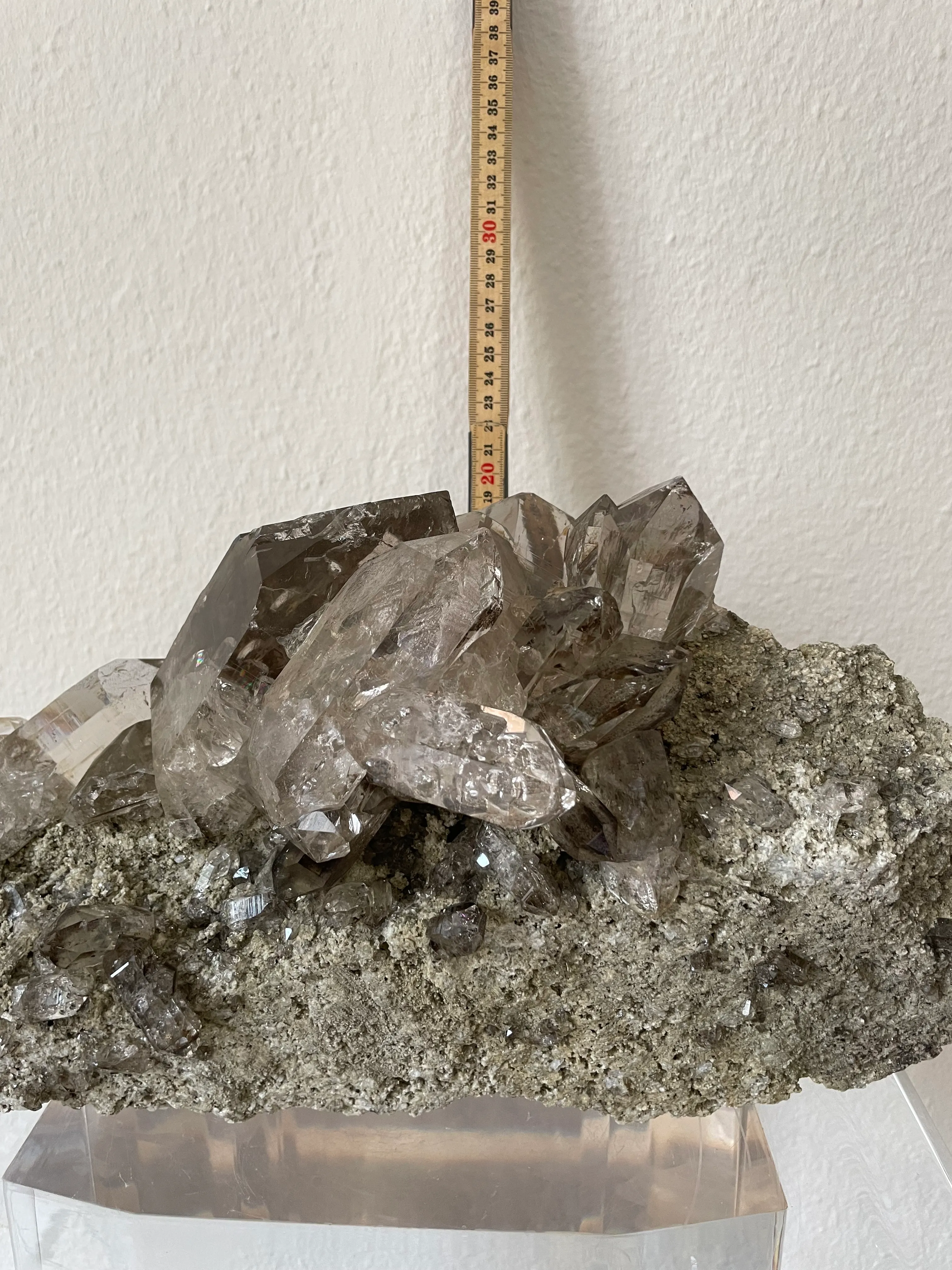 Quartz from Switzerland - image 7