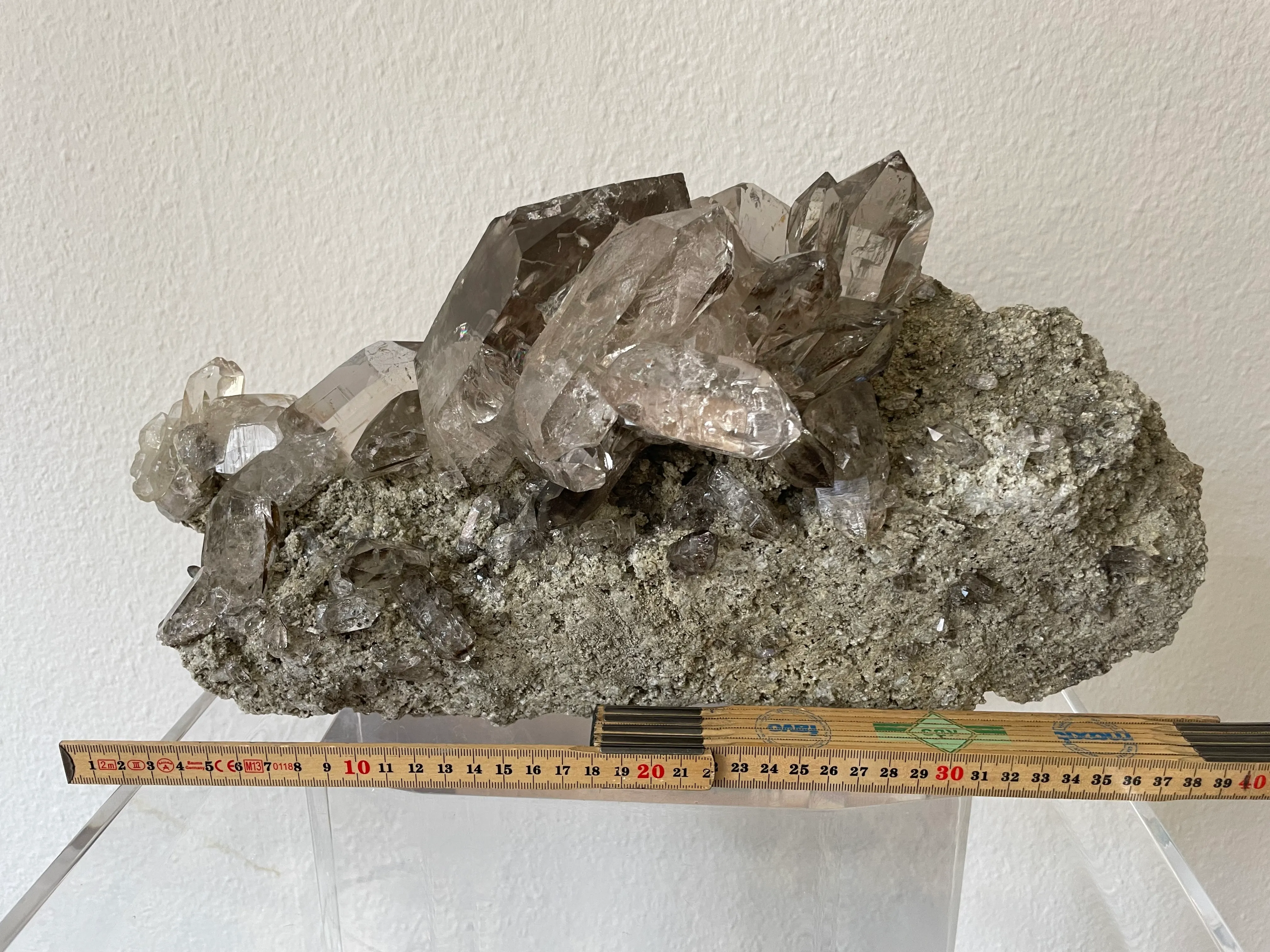 Quartz from Switzerland - image 6