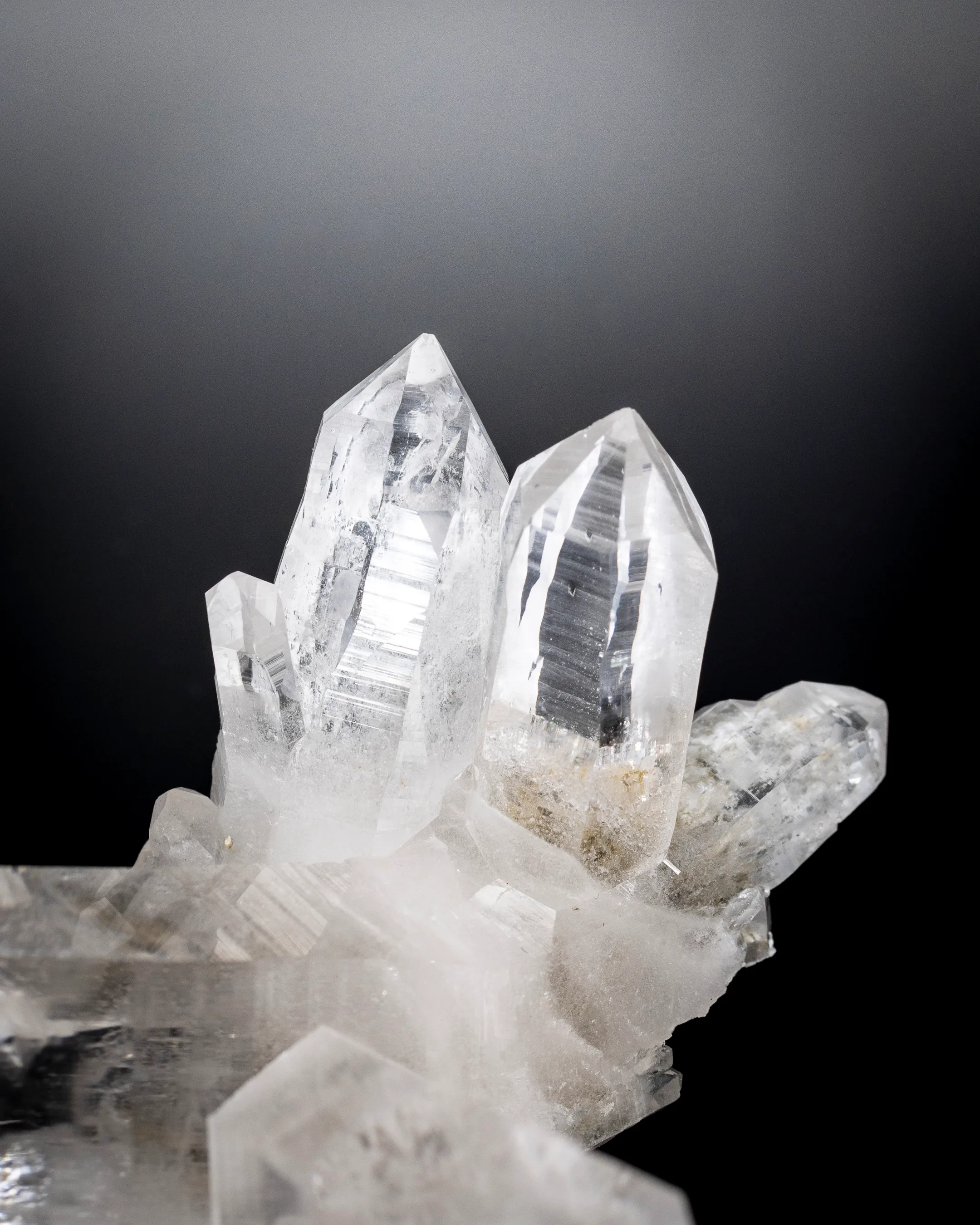 Quartz from Switzerland, Grisons, Medel gorge - image 2