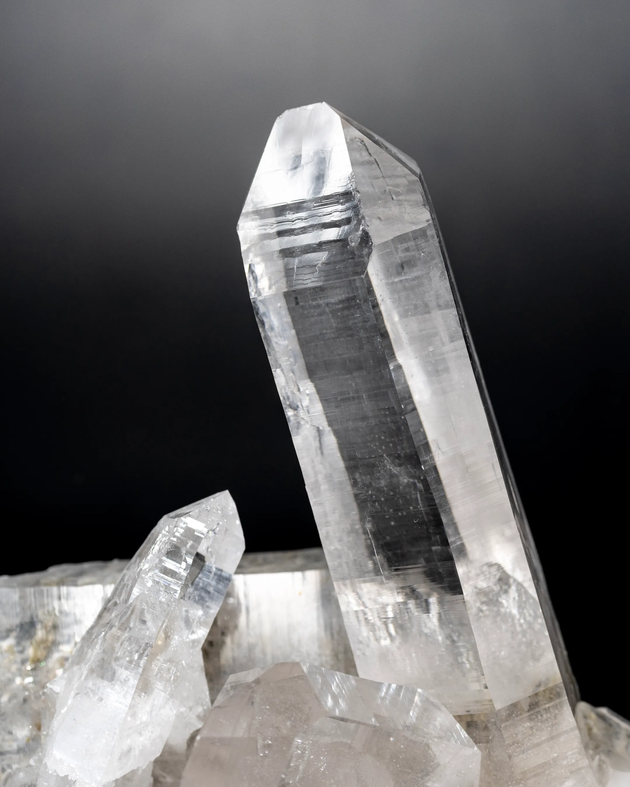 Quartz from Switzerland, Grisons, Medel gorge - image 3