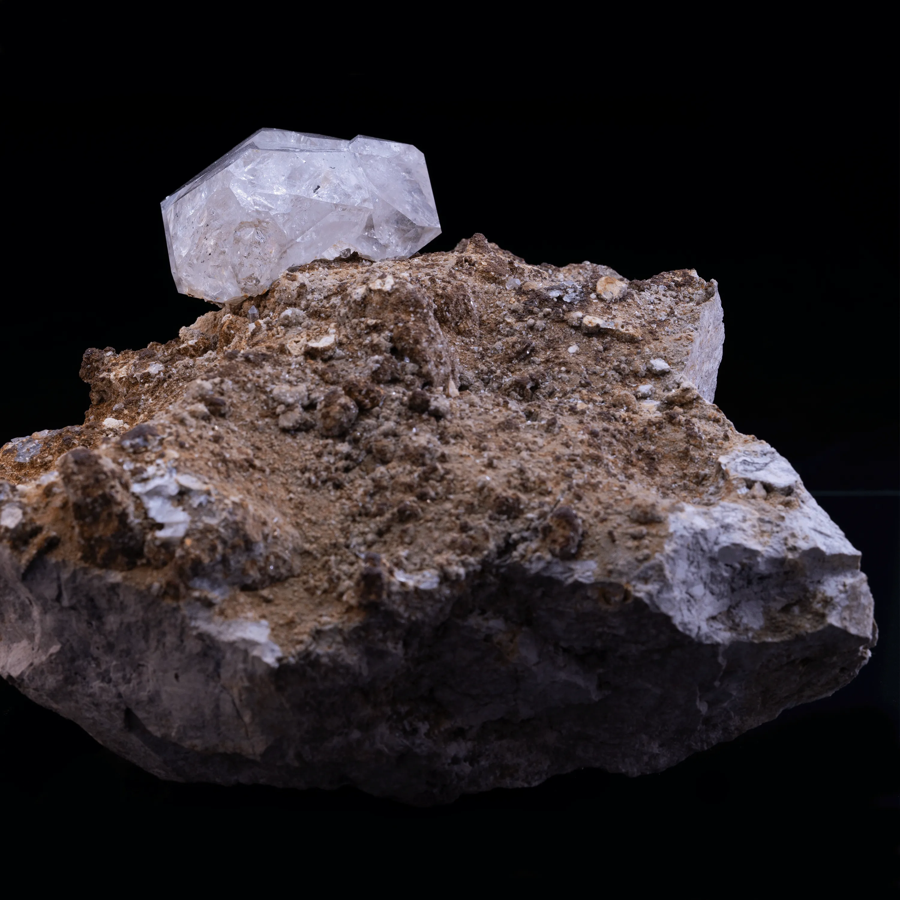 Quartz from USA, New York, Herkimer County, Town of Newport - image 6