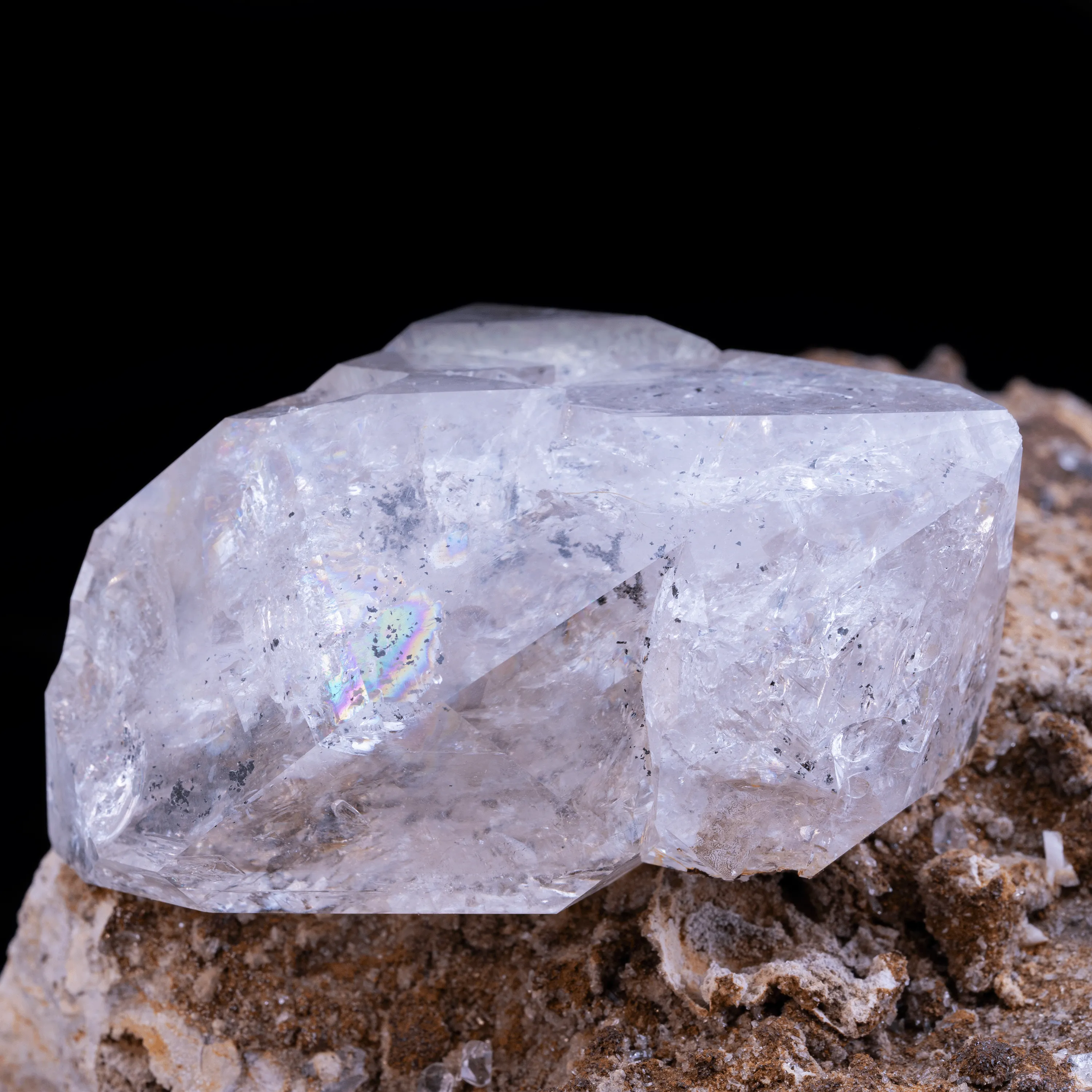 Quartz from USA, New York, Herkimer County, Town of Newport - image 7