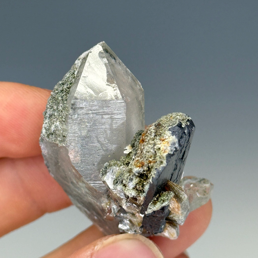 Quartz from Yaogangxian Mine, Hunan, China - image 3