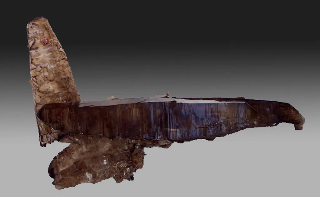 Quartz fumé from Brazil image