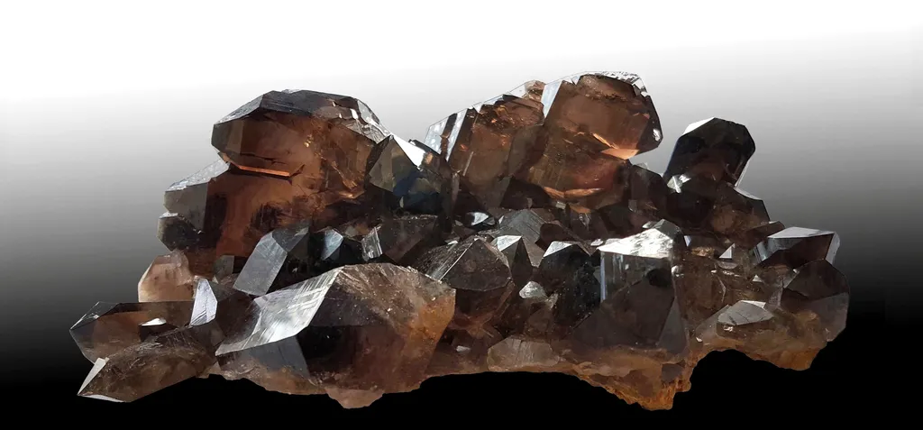 Quartz fumé from France image