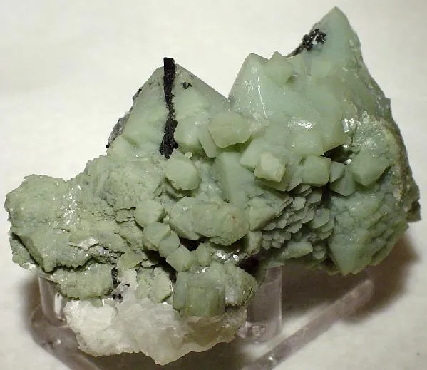 Quartz, Hedenbergite, Ilvaite image