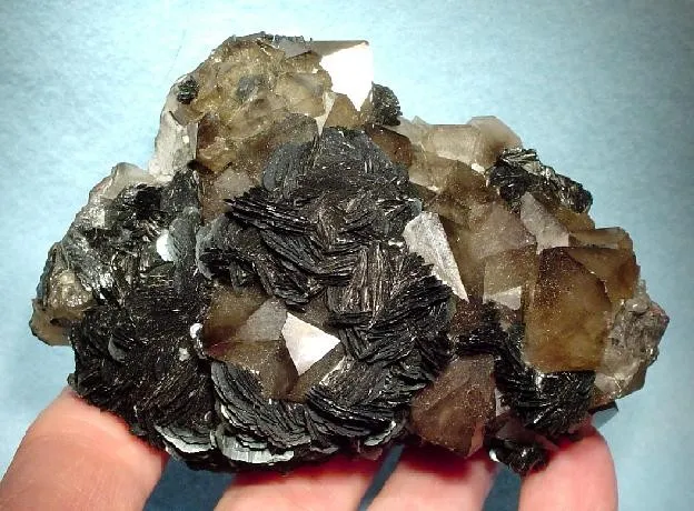 Quartz, Hematite image