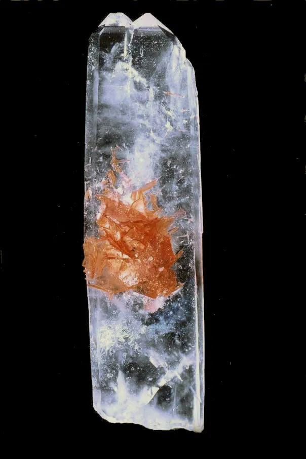 Quartz / Hydroxylbastnäsite (Ce), Trimouns, Luzenac, Ariège, France image
