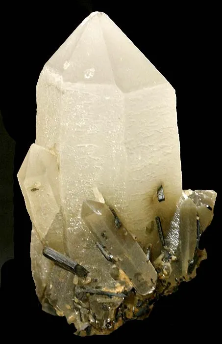 Quartz, Ilvaite image
