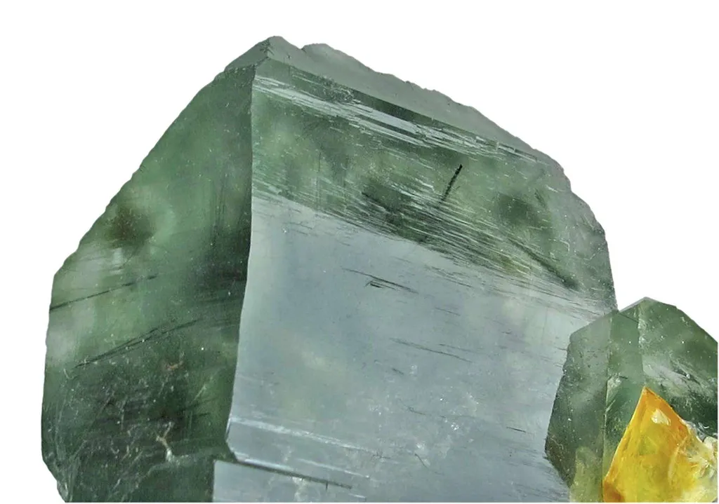 Quartz Included By Actinolite - image 4