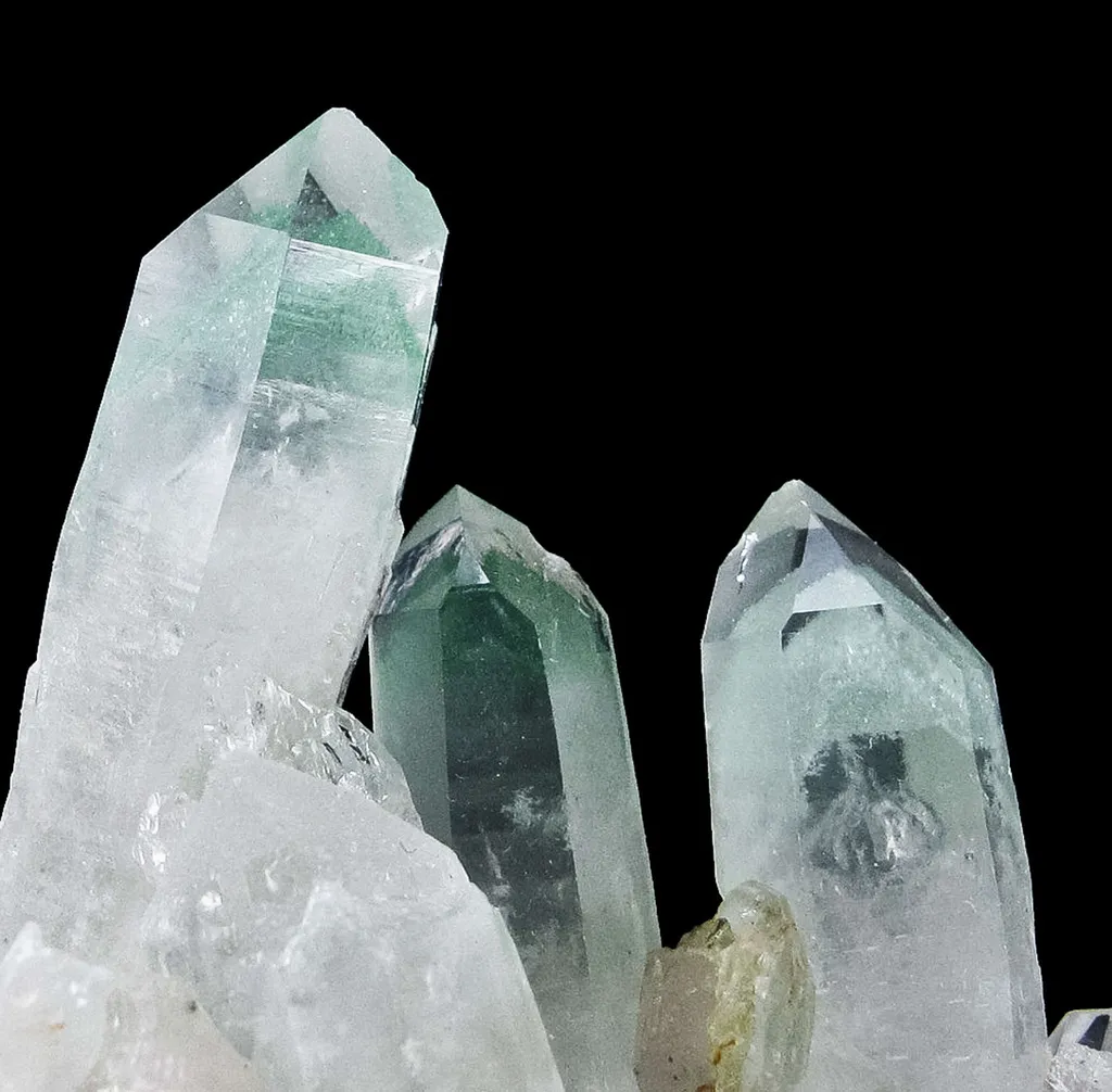Quartz Included By Fuchsite - image 4