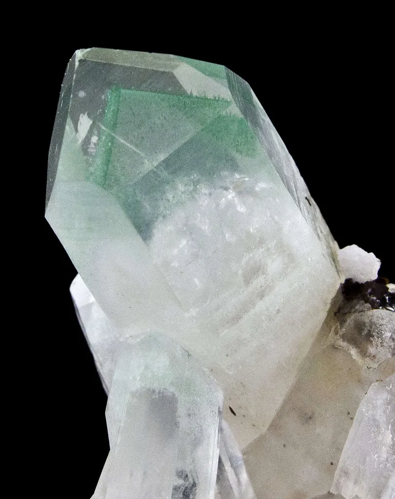 Quartz Included By Fuchsite - image 10