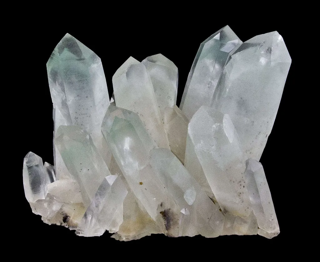 Quartz Included By Fuchsite - image 6